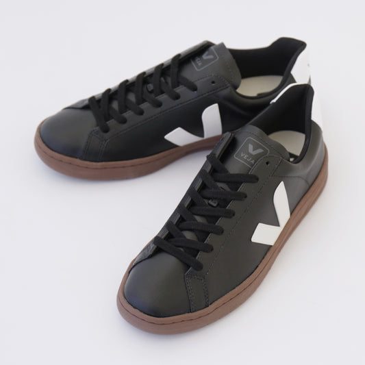 URCA C.W.L|White Black