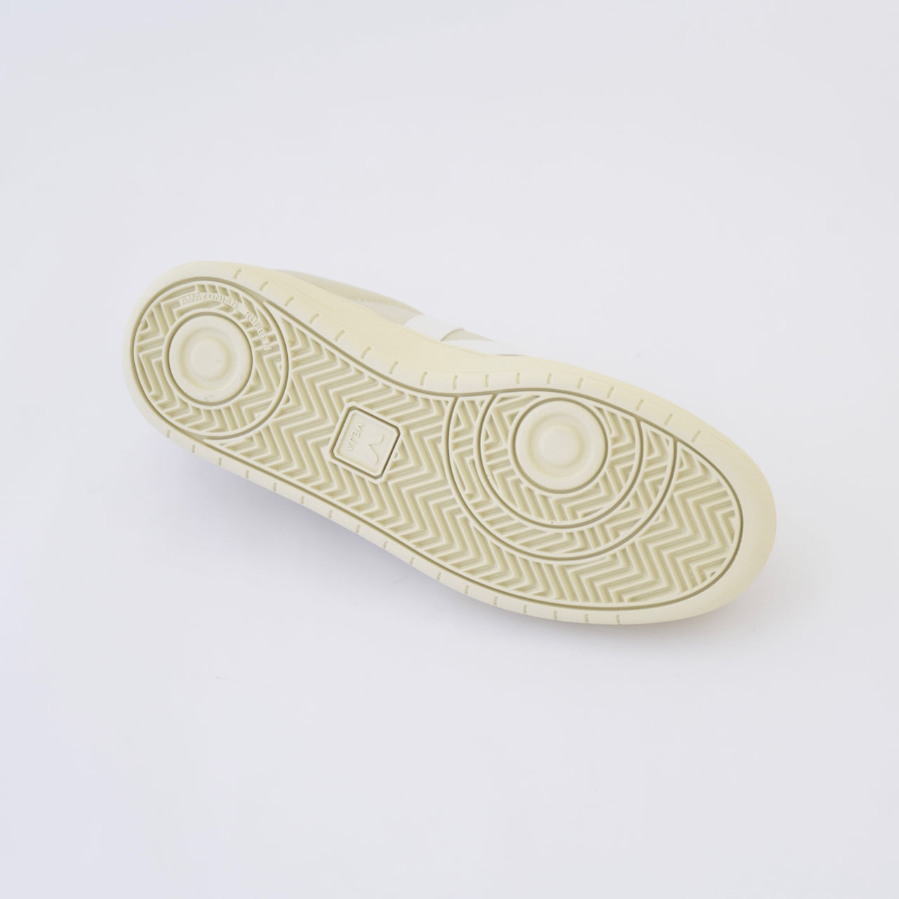 V-90 O.T. Leather|Pierre White