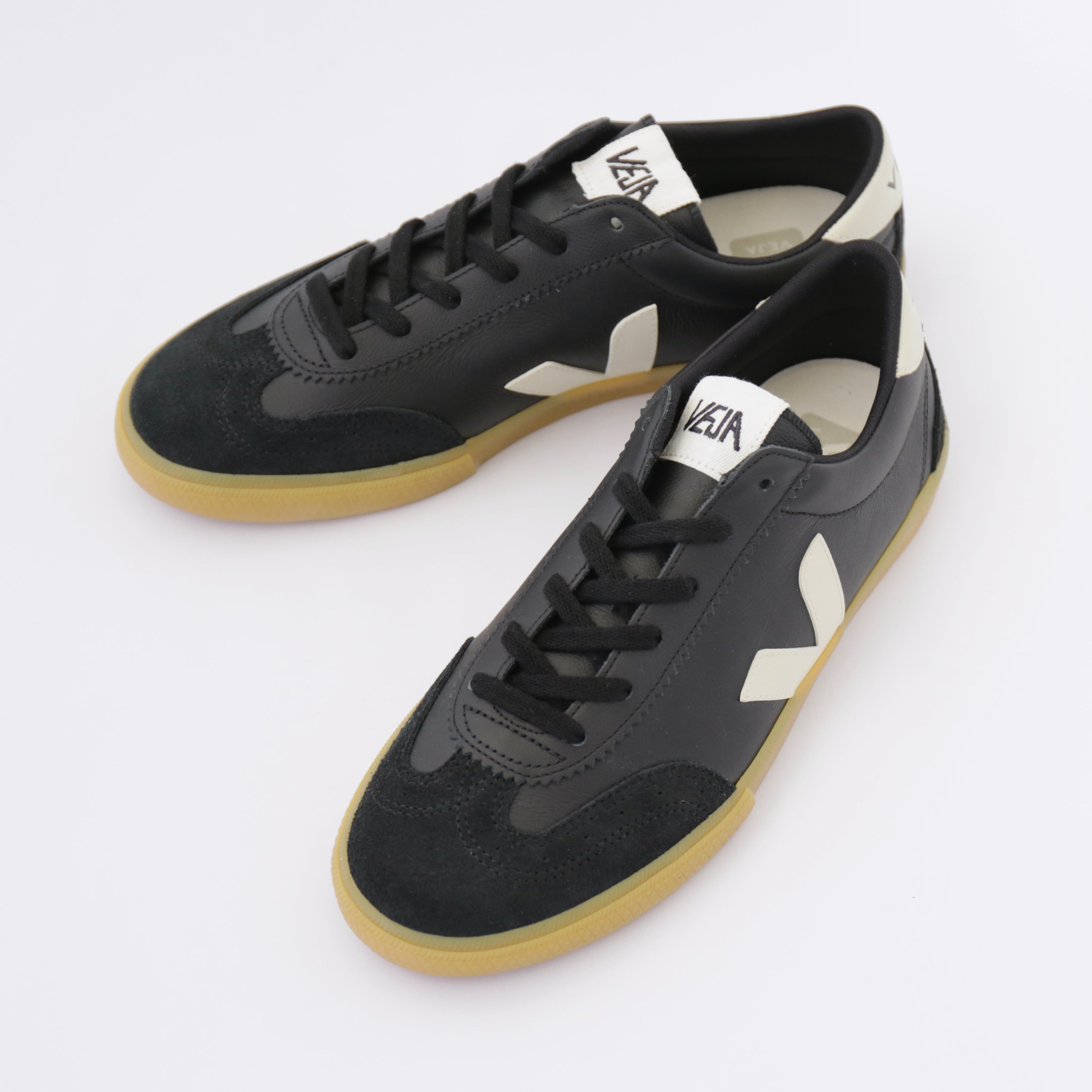 VEJA★VOLLEY LEATHER★兼用★BLACK PIERRE Volley O.T.Leather｜Black Pierre – everly