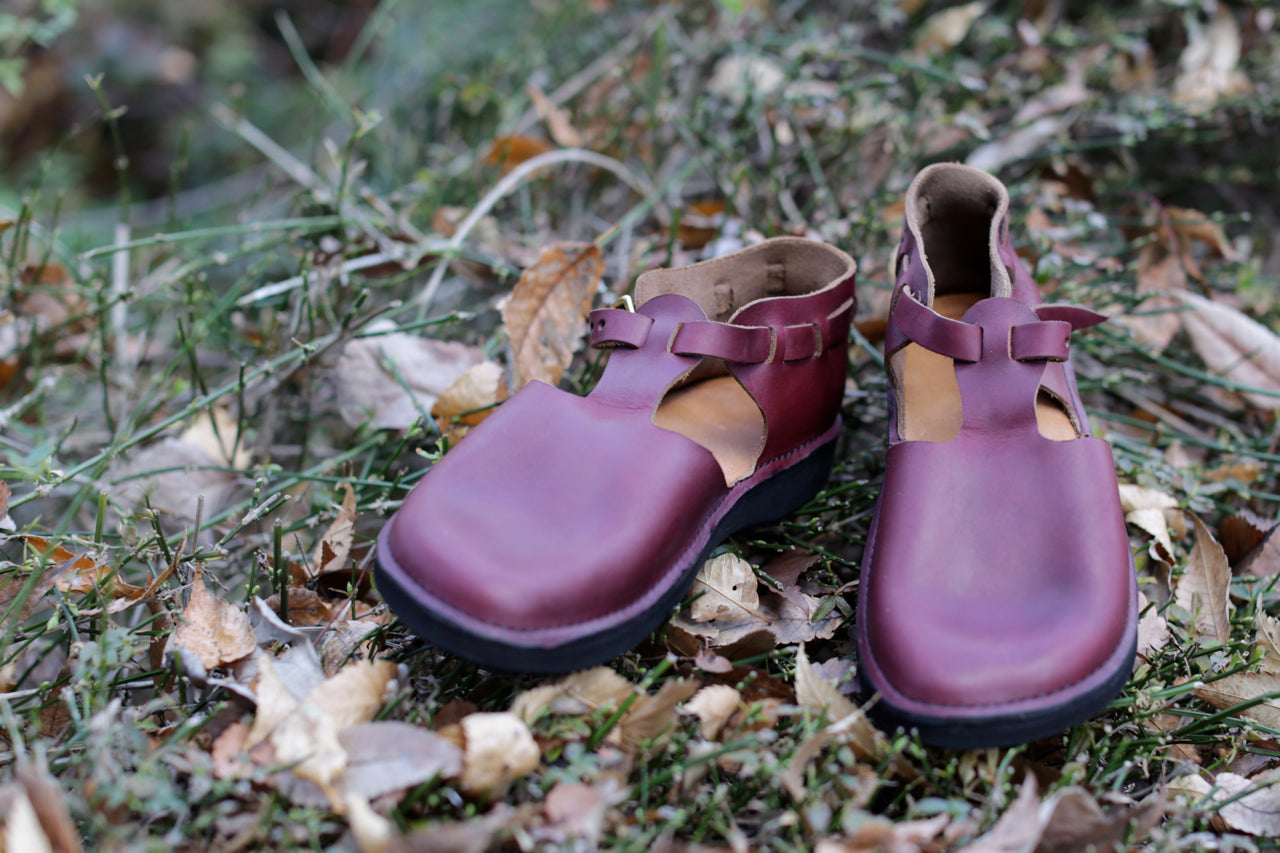 AURORA SHOE CO. – everly AURORA SHOE CO. – everly
