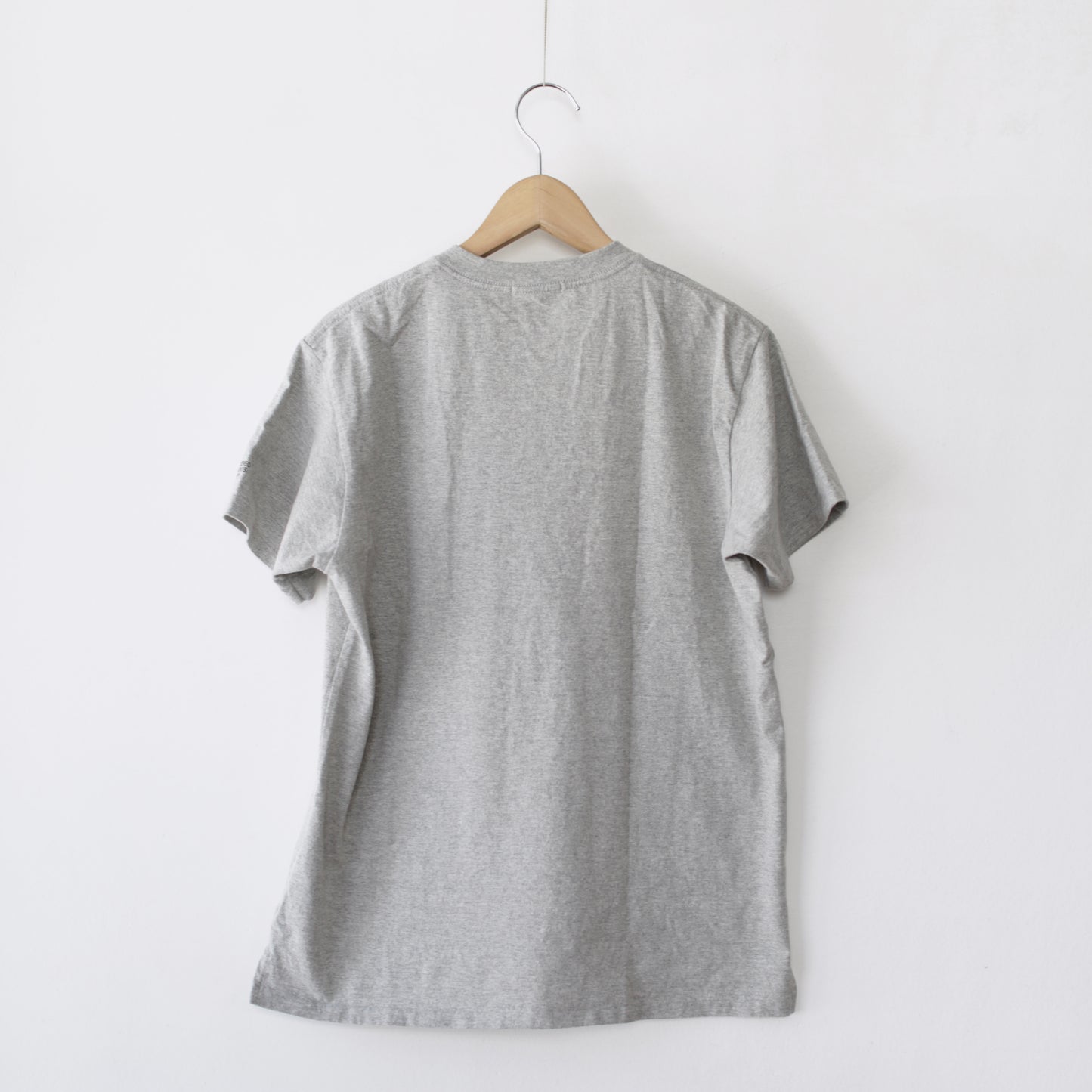 Printed Crossover Neck Pocket Tee - Workaday For Everyday｜Gray