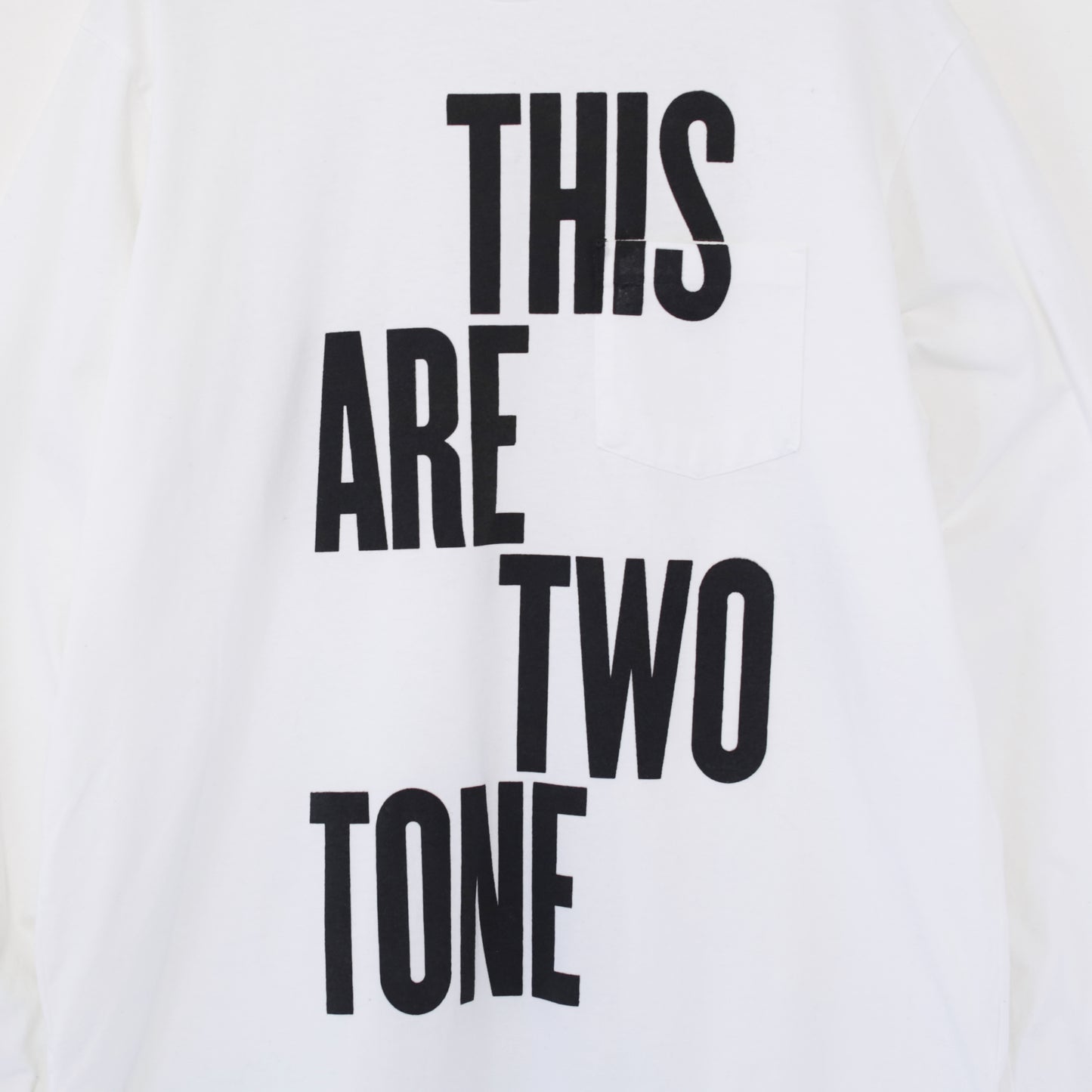 Printed Cross Crewneck L/S T - This Are｜White