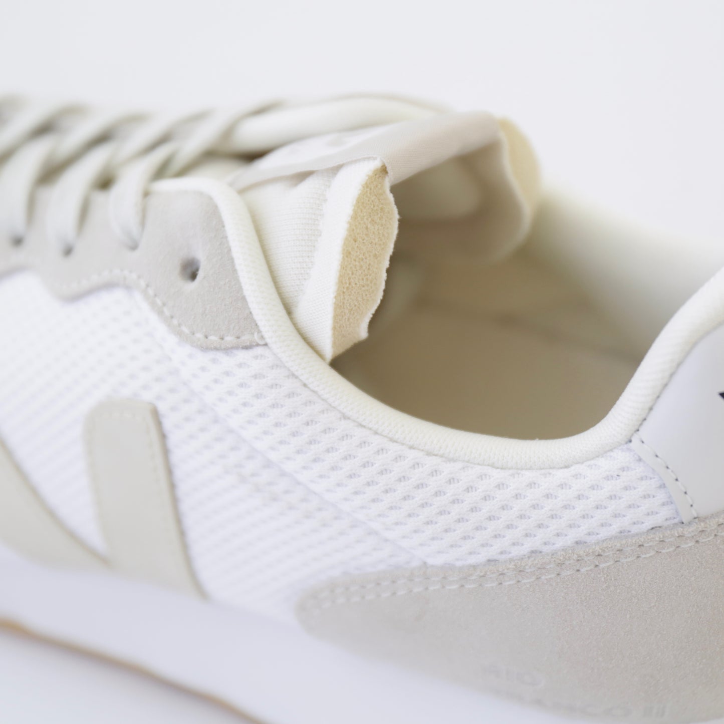 Rio Branco Ⅱ Alveomesh｜White Pierre