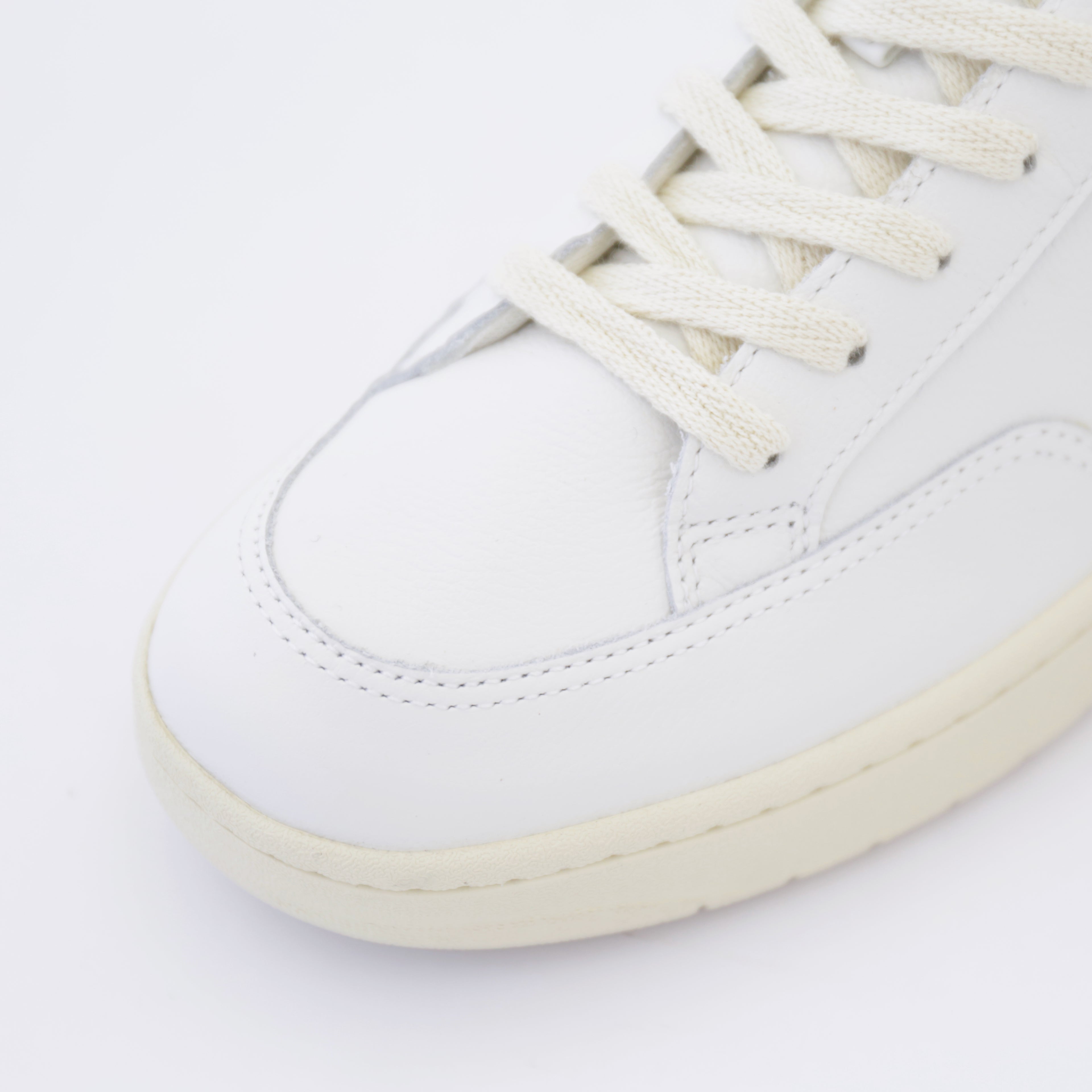 V-12 Stitch Leather｜Extra White White California – everly