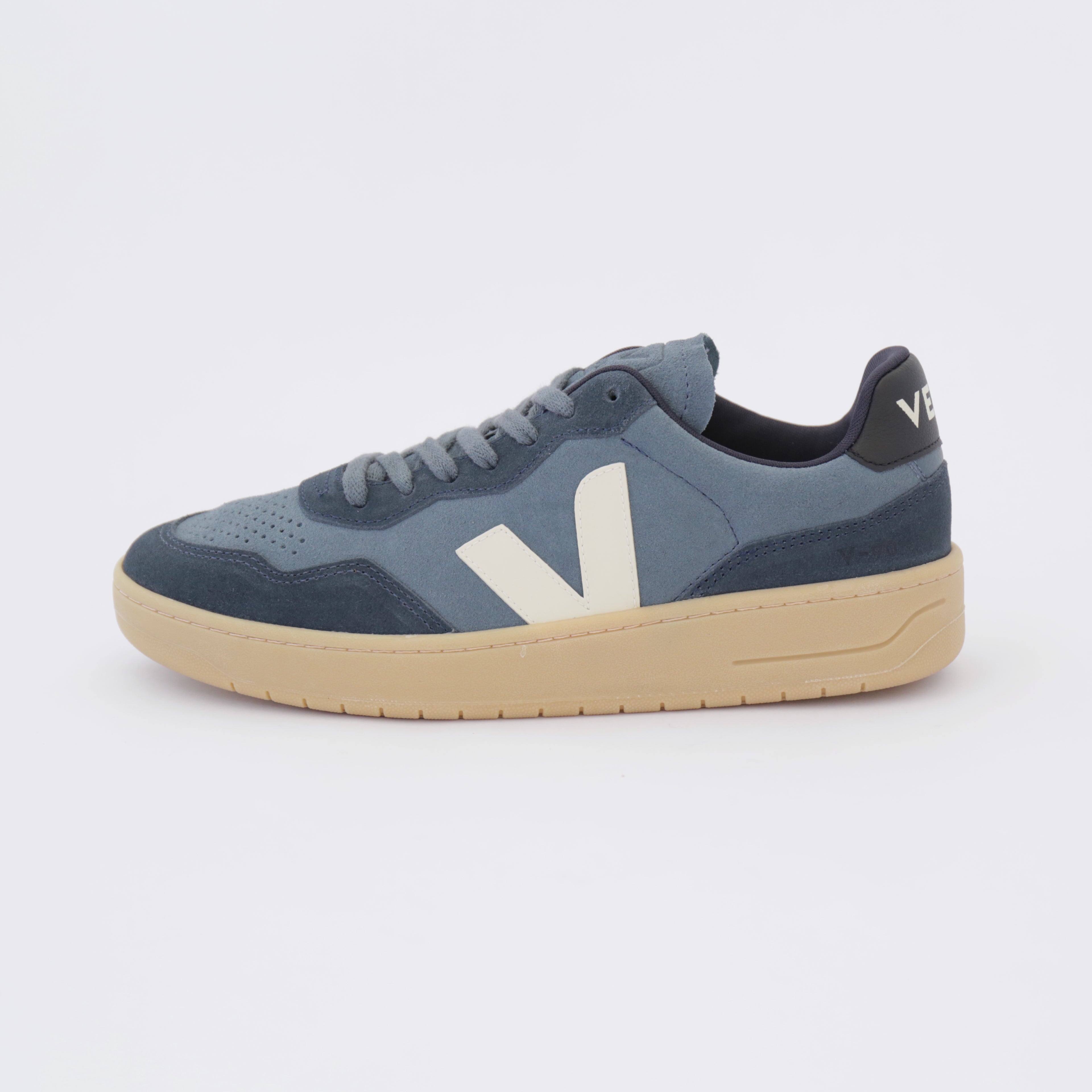 VEJA Campo Chrome-Free leather – everly