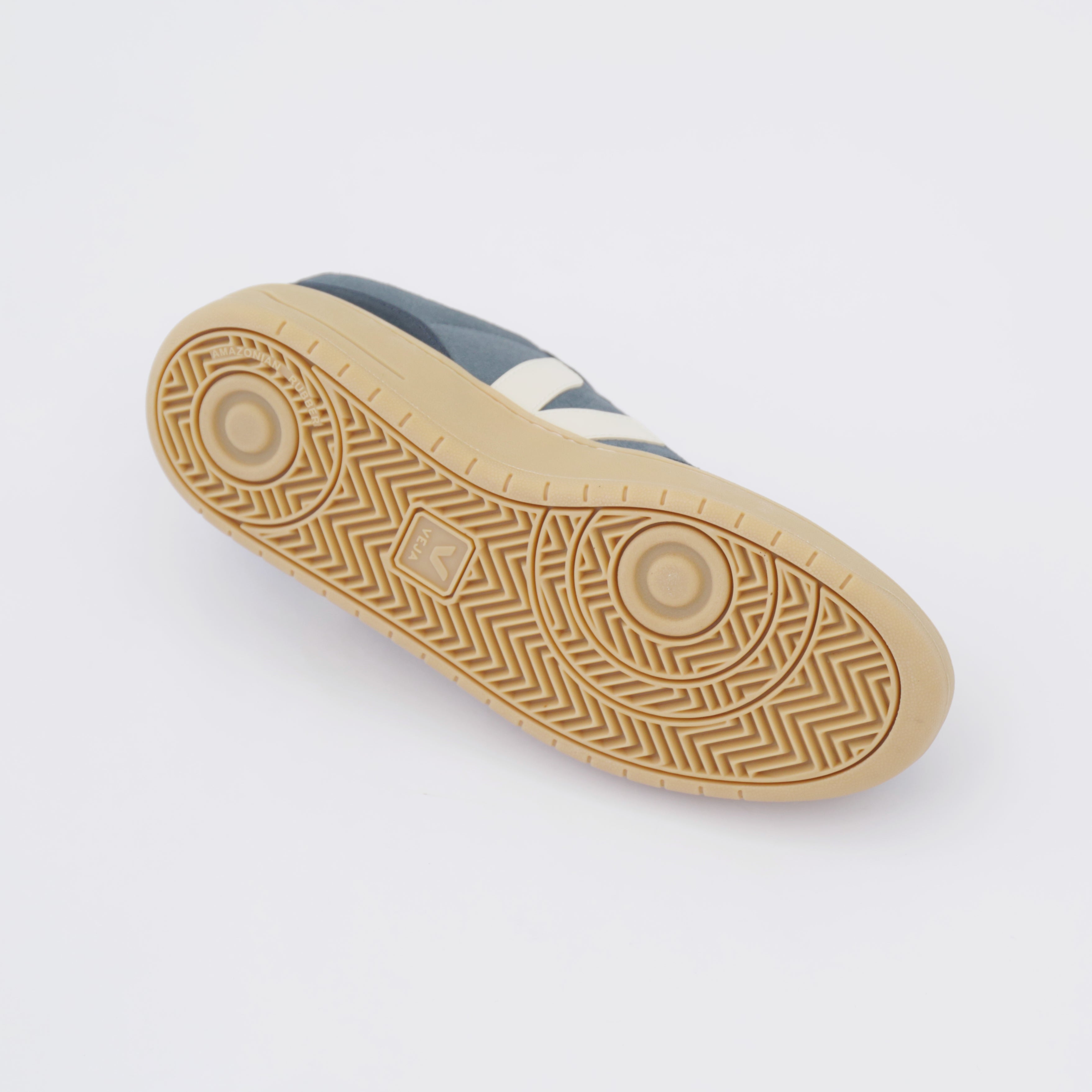 VEJA Campo Chrome-Free leather – everly
