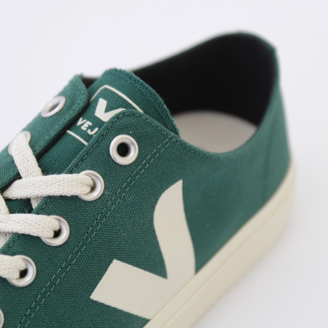 Wata Ⅱ Low Canvas｜Poker Pierre – everly