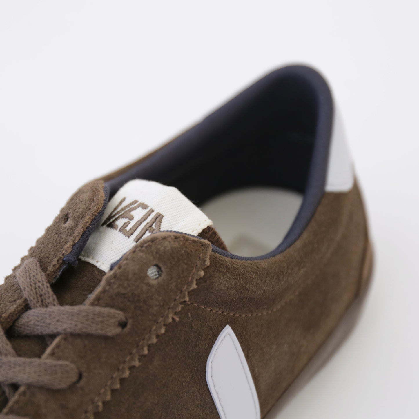 Volley Suede｜Eagle Swan Eagle